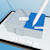 Modification d'un modèle 3D sur une tablette.