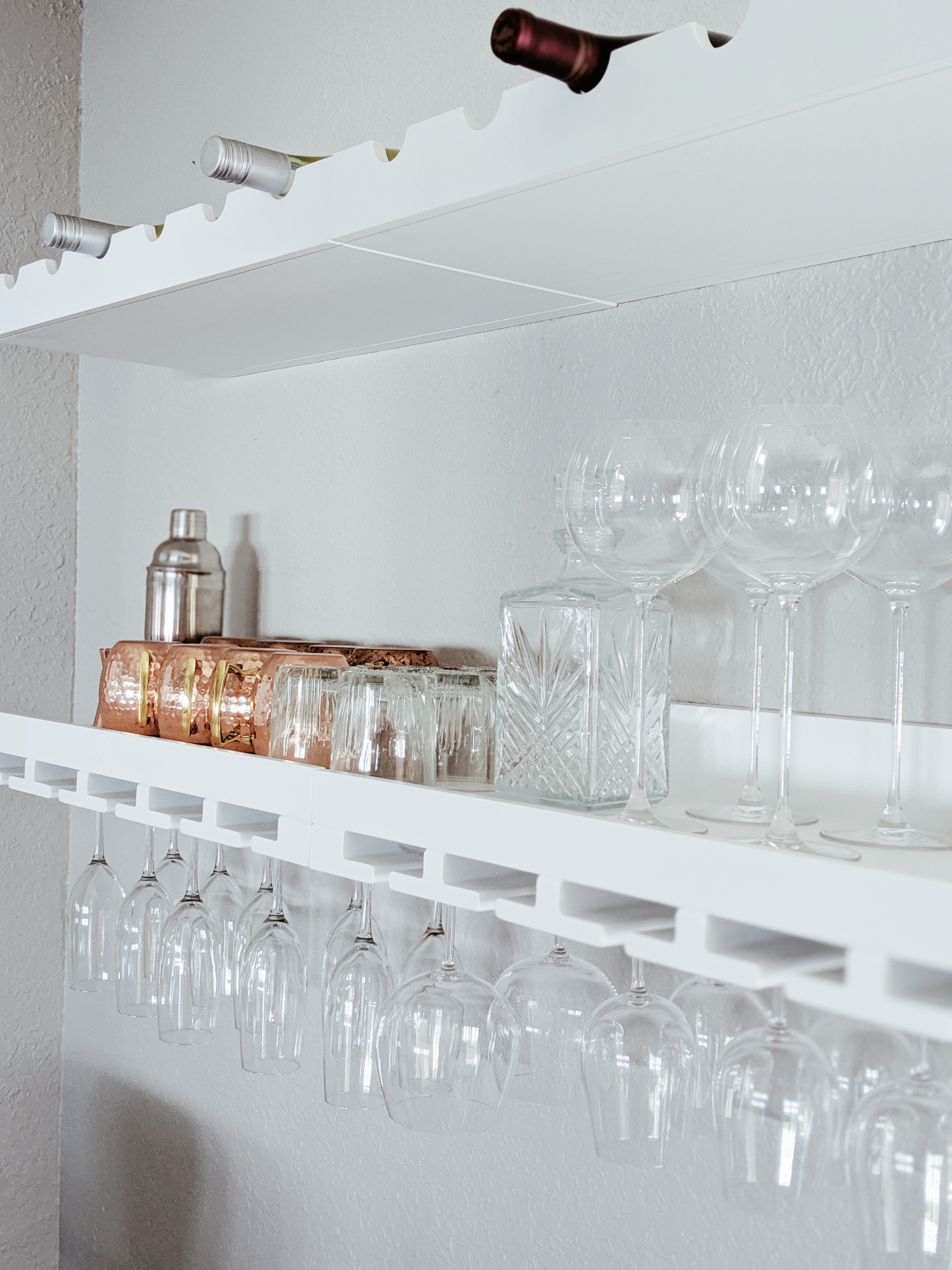 HD-Dining Room Floating Wine Shelves Floating bar