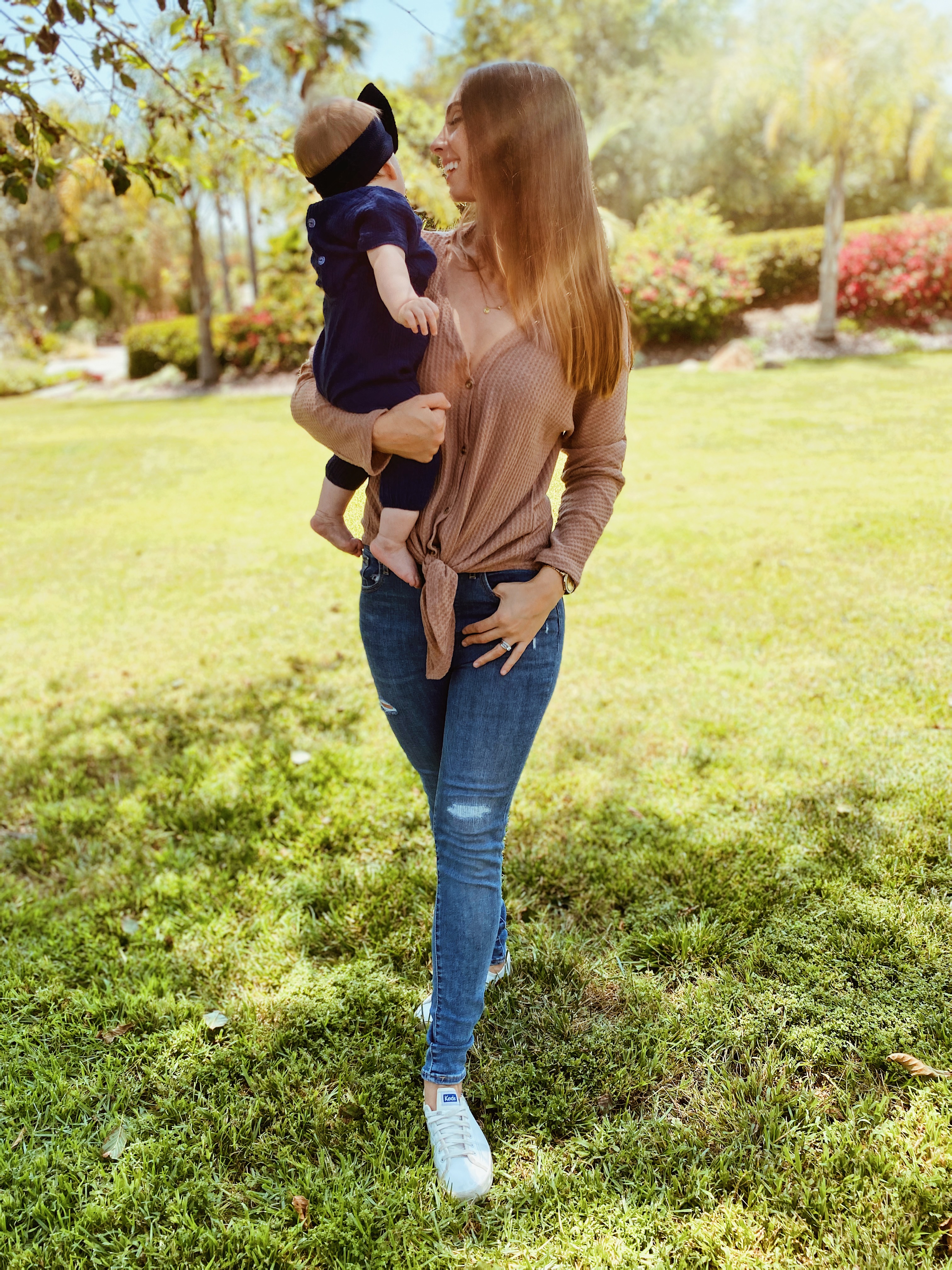 Breastfeeding Friendly Postpartum Tops-Button Down Sweater Top