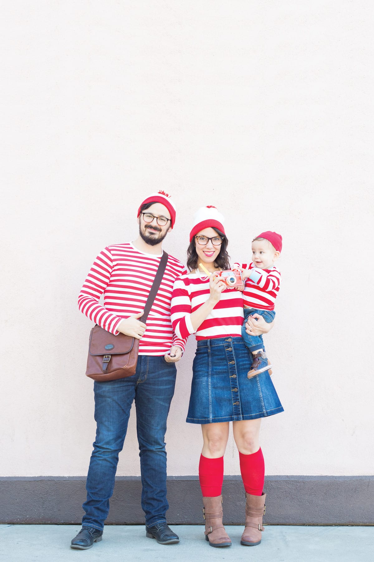last minute family halloween costumes Where's Waldo