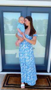 Horton Lane  Postpartum & Breastfeeding Friendly Outfits