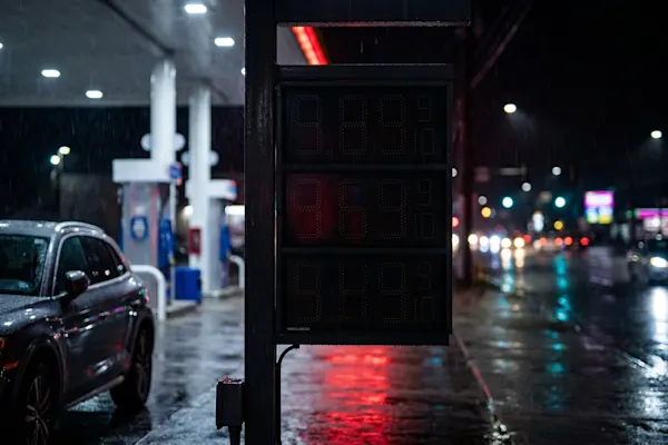 La gasolina sufre su mayor subida en 8 meses: Precios de hoy