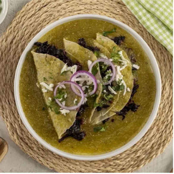 enchiladas con flor de jamaica