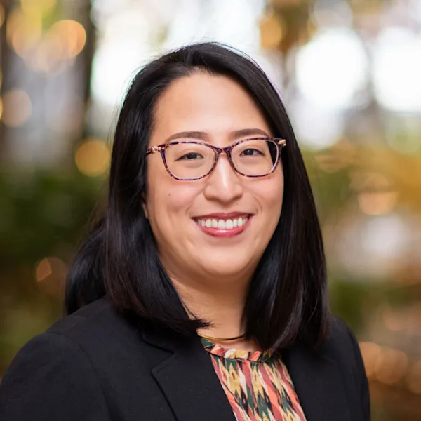 A photo of Caitlin Davidson