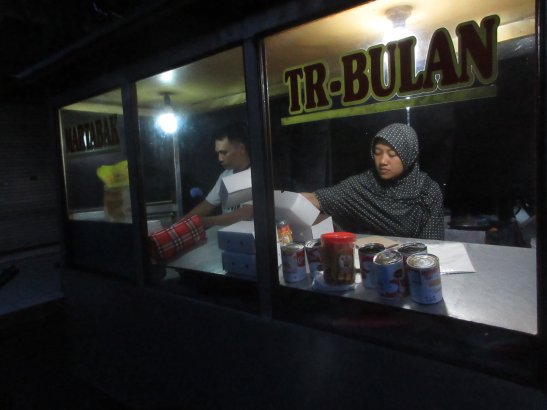 Туран-Булан-Уличная еда-Бали-Индонезия