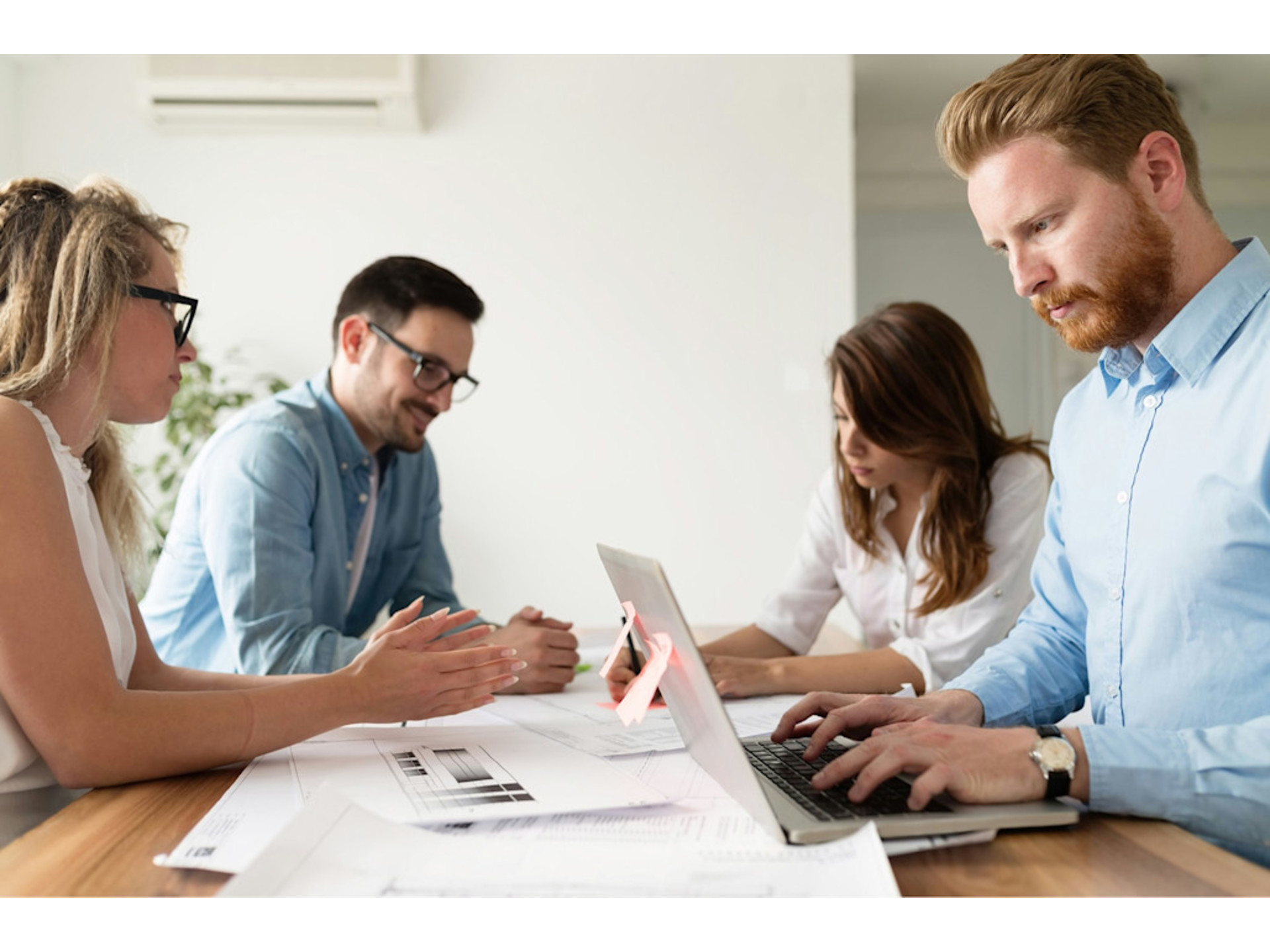 Automatisér administrative opgaver og frigør tid til vækst