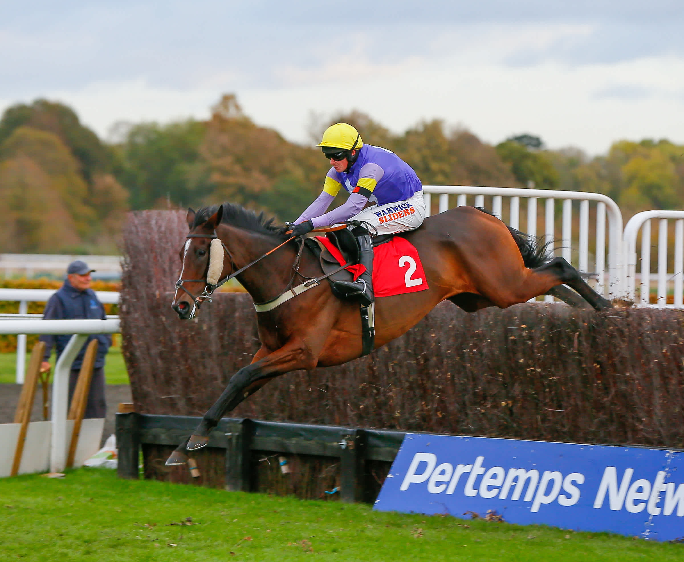 Horse racing tips for Monday: Harry Allwood's best bets at Market Rasen and Windsor - Vimarsana News