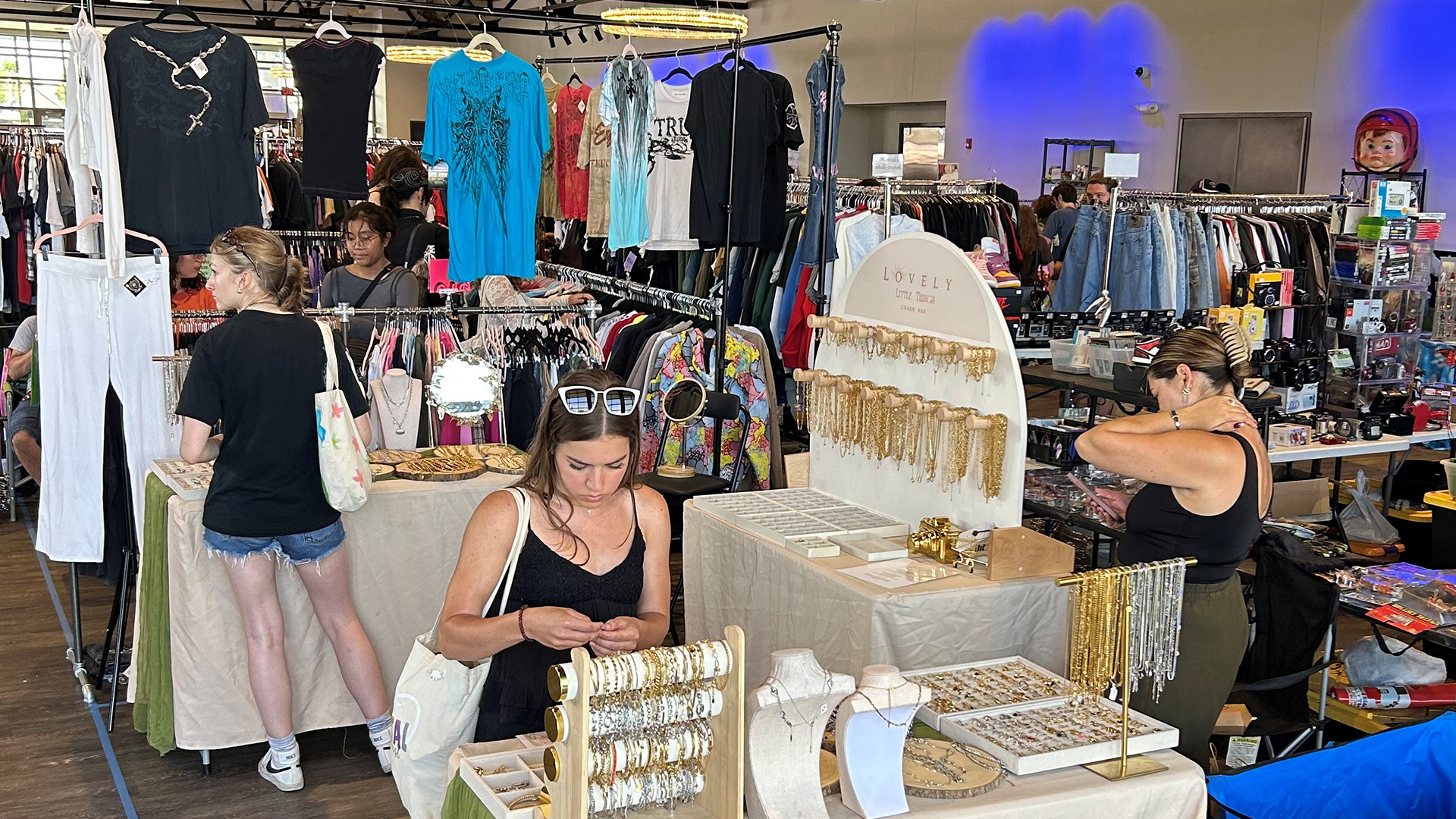 11.1.18_VintageFest_GalleryGrid_Card2_Event