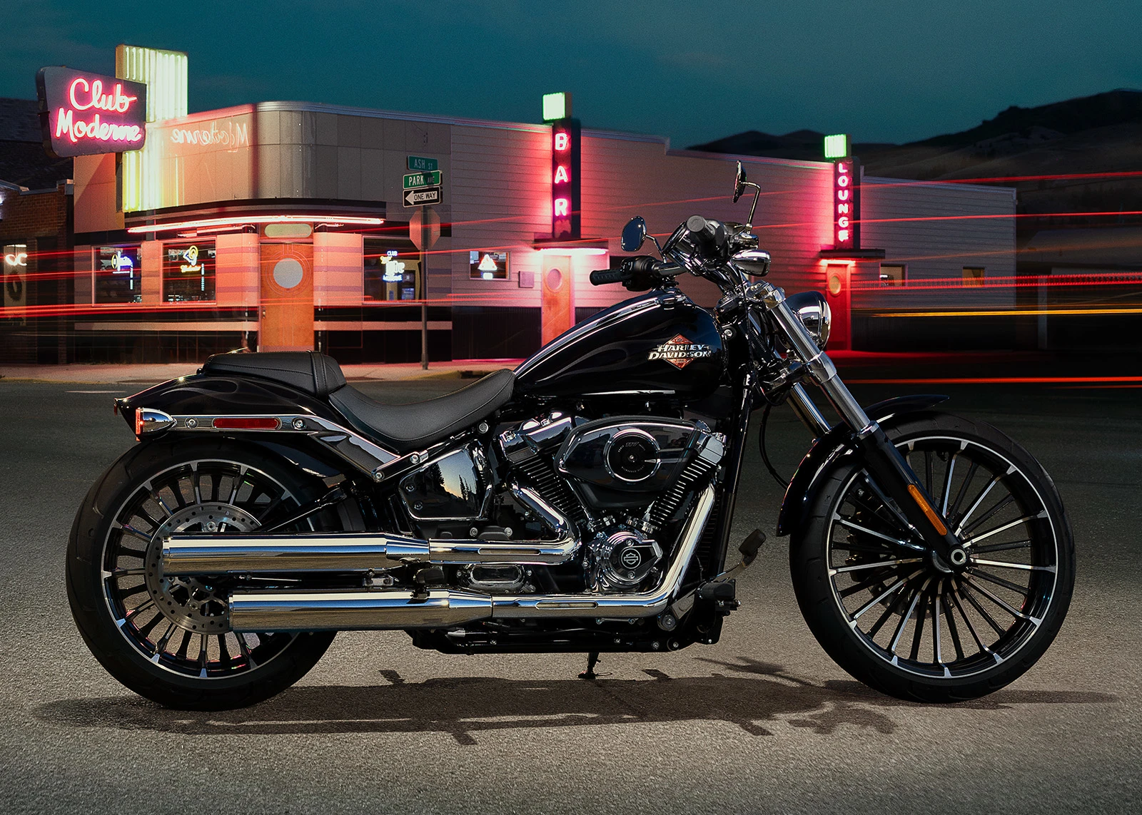 2025 Breakout Motorcycle | Harley-Davidson CA