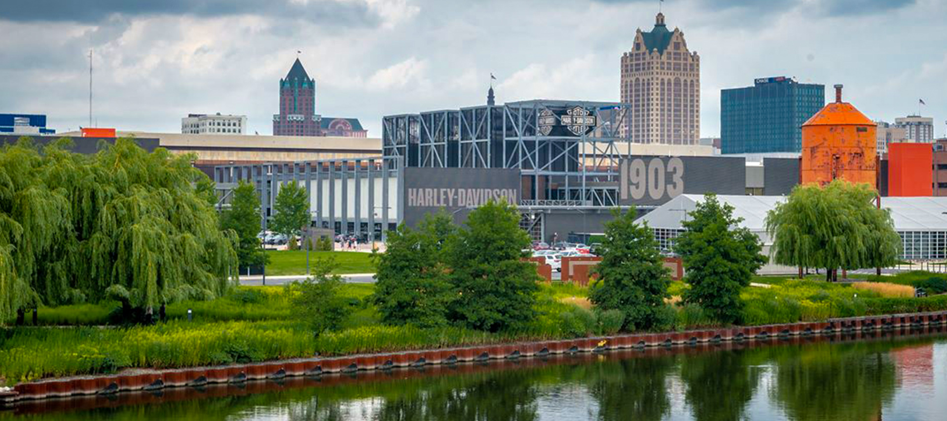 6.0 BringAGroup Full-WidthImage ComingAshore