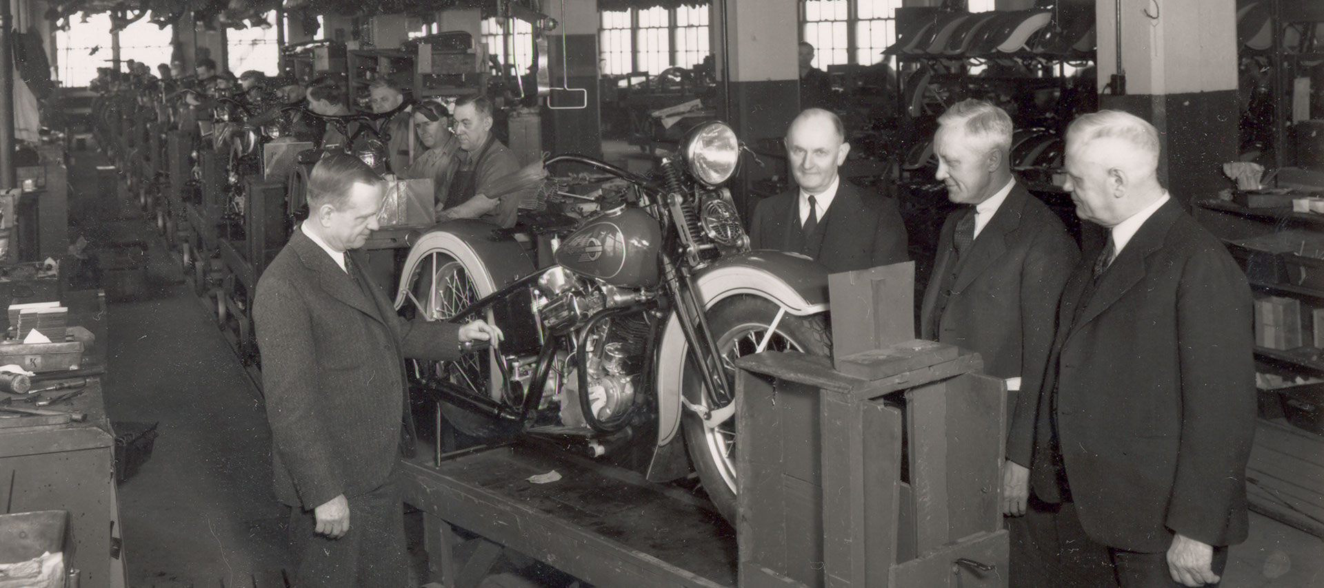 4.2_HistoricStories_HeroComponent