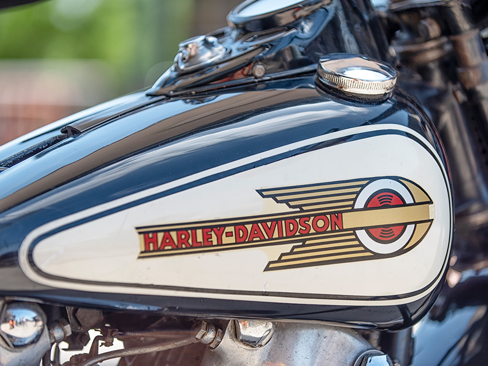 11.1.17_WildOnes_SmallCarouselSlider_Card2_AntiqueMotorcycleClub