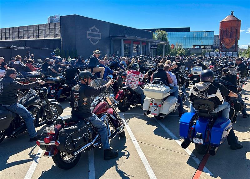 11.1.20 BigUnitPokerRun HeroImage