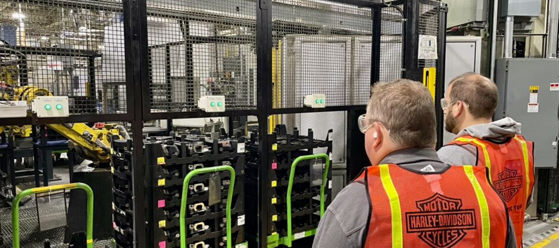 3.2_Exhibits_Full-WidthImageSlider2_Card3_H-DFactoryTours