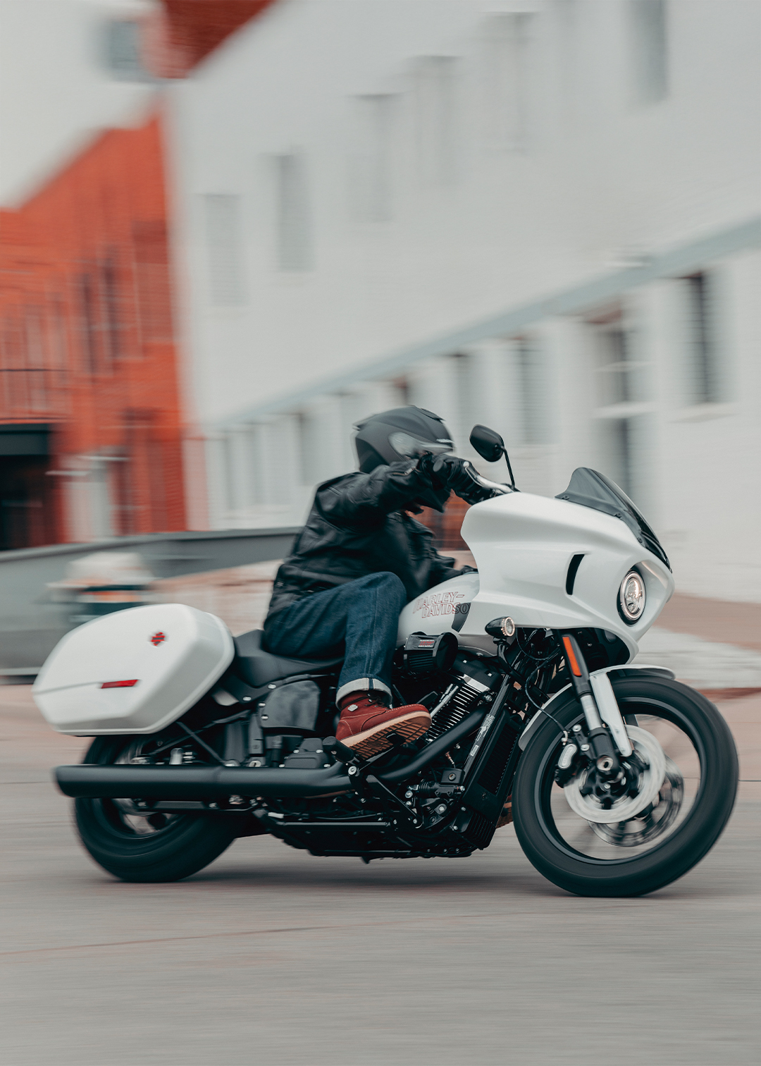 ハーレーダビッドソンファイヤートラック Low Rider™ ST | Harley-Davidson® 佐賀