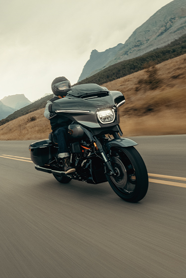 3625■最高級ハーレーダビッドソンオールレザースタジャン黒M 2025 CVO Street Glideモーターサイクル | Harley-Davidson JP