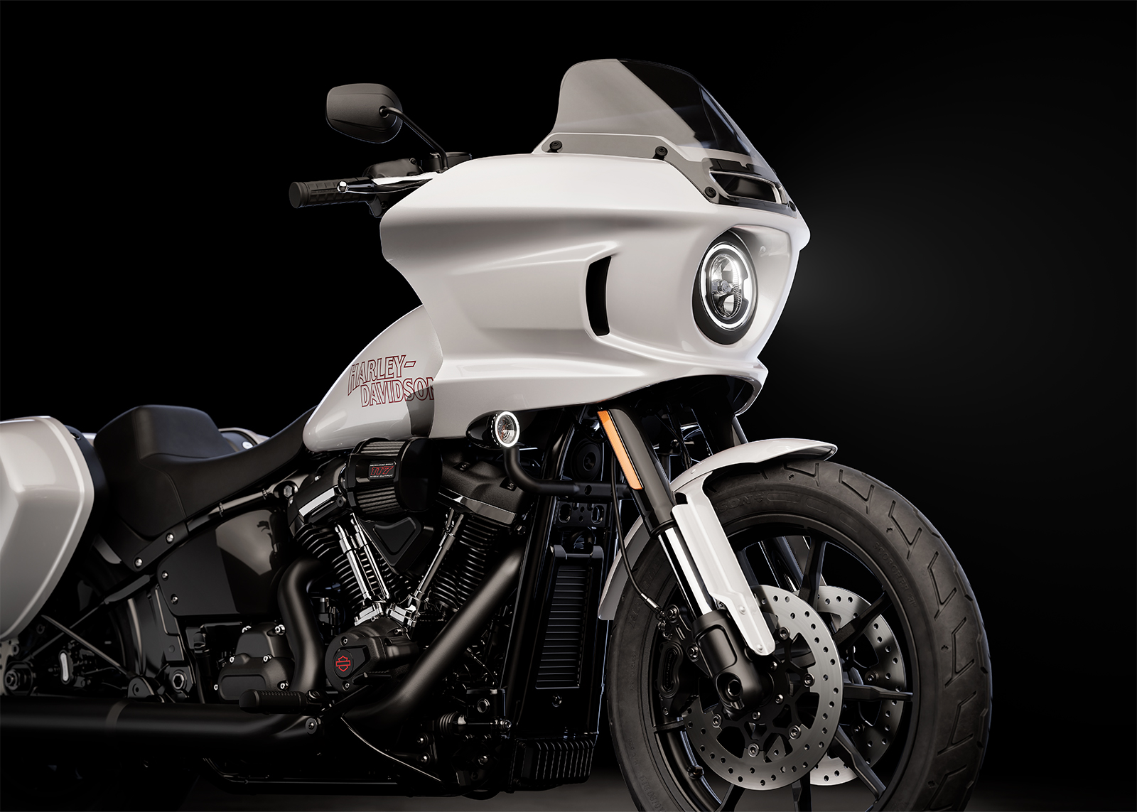 2026er Low Rider ST – charakteristische, von der FXRT inspirierte Verkleidung