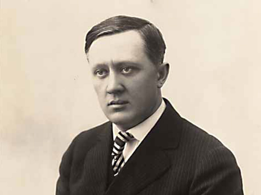 4.2.2_Story2_MediaGridOnlyPhotos_Card1_WHarley