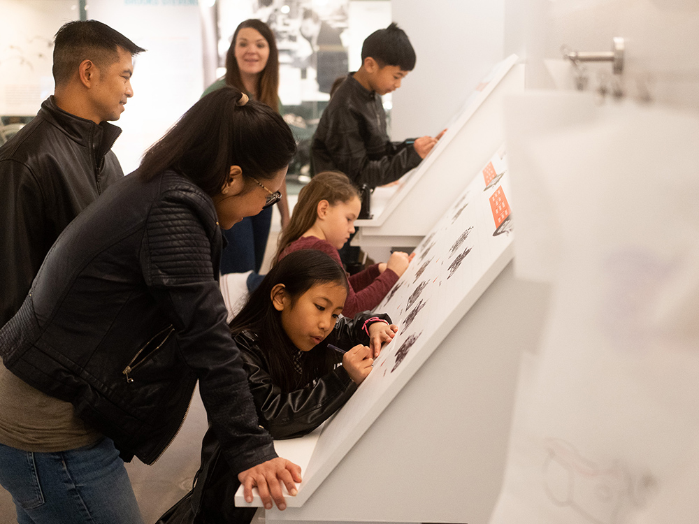 3.1.3_DesignLabExhibit_MediaGrid_Card2_DrawTheFuture