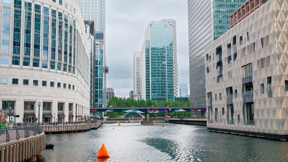 Seasonal Maintenance Tips for Canary Wharf: Winter Guide