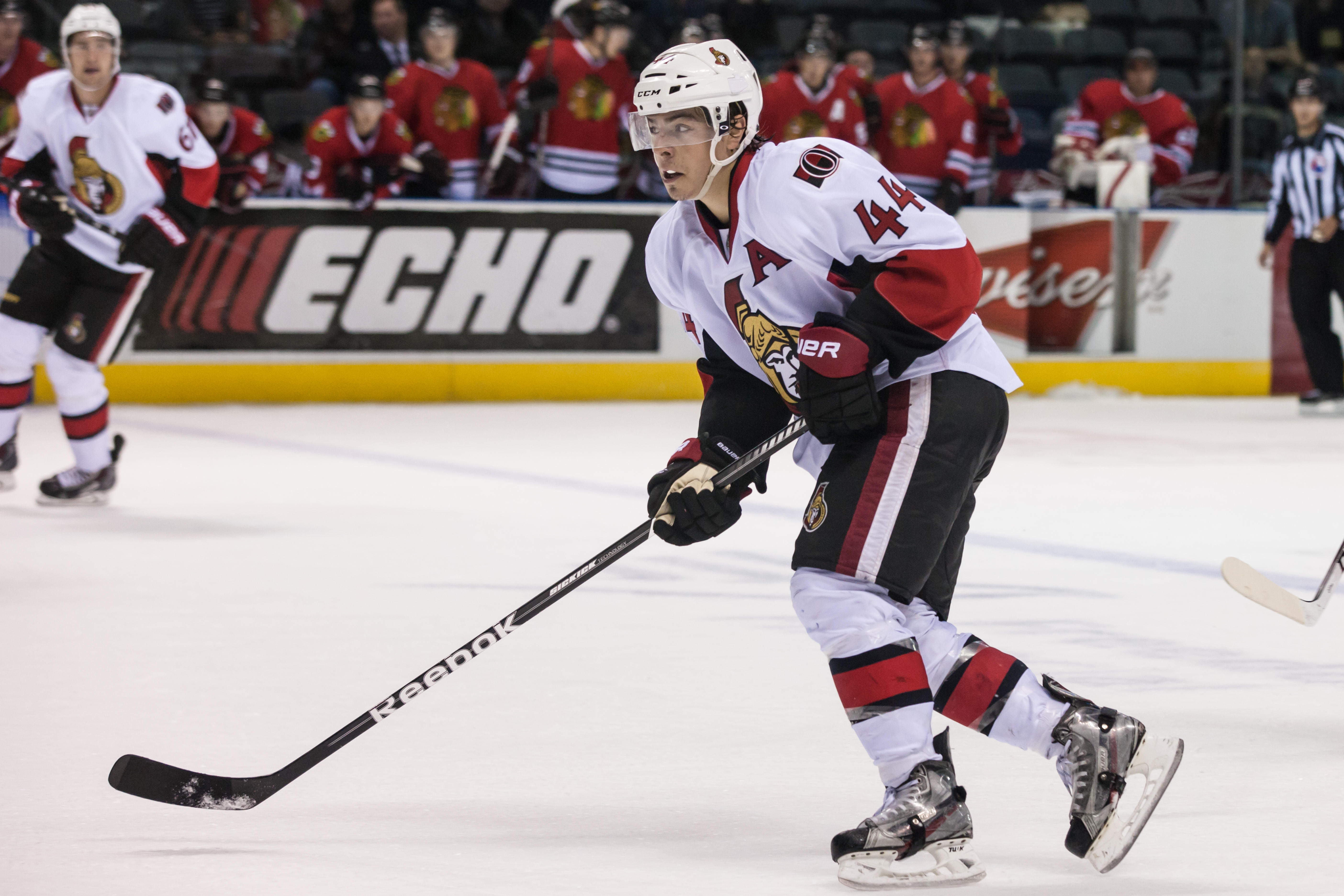 Photo de Jean-Gabriel Pageau, joueur de hockey.  