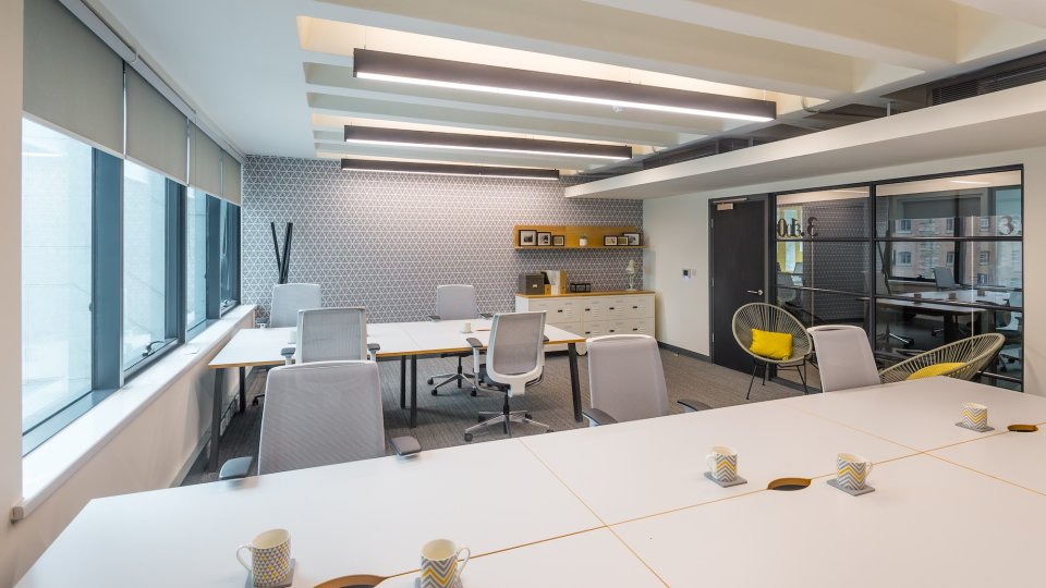 111 Piccadilly desk serviced office space
