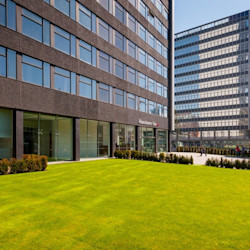 3082 Manchester One 115 resize