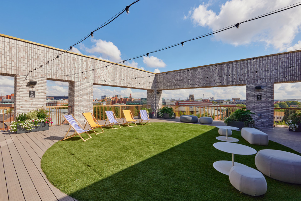 New roof terrace space