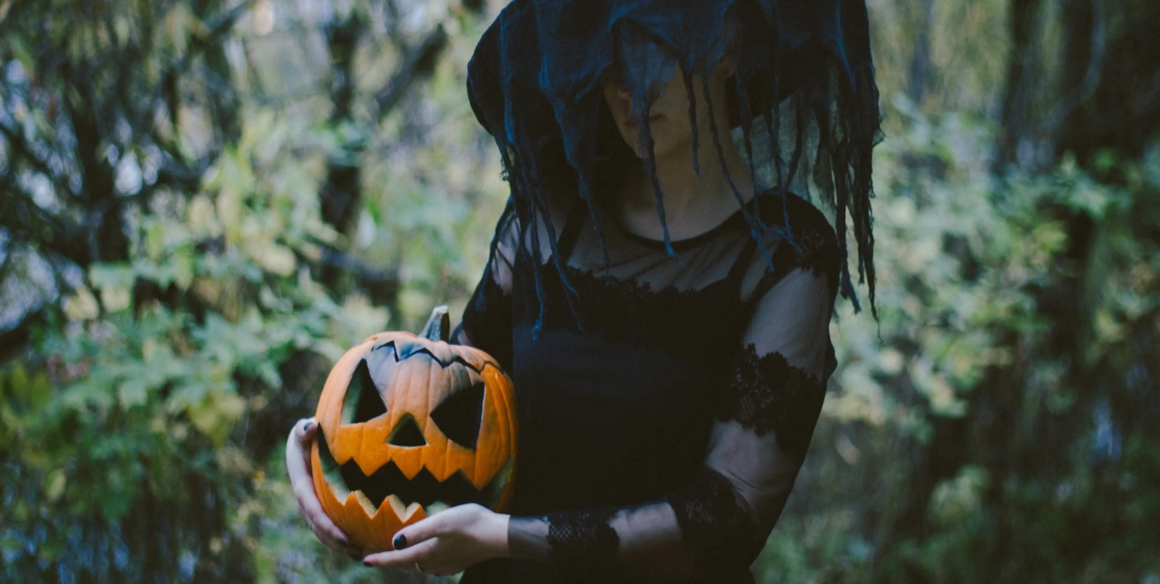 Halloween hero image