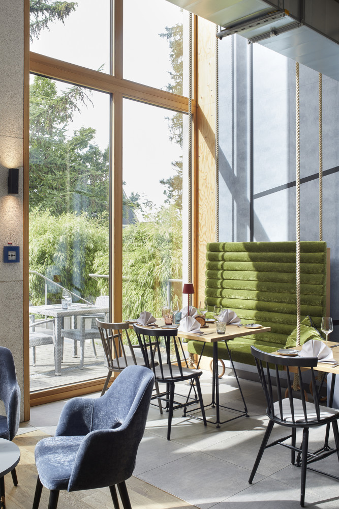 Sorpetaler Holz-Alu Schulhaushotel