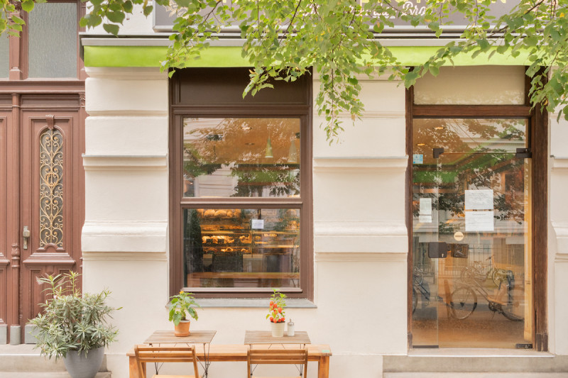 Sorpetaler-sliding-window wood