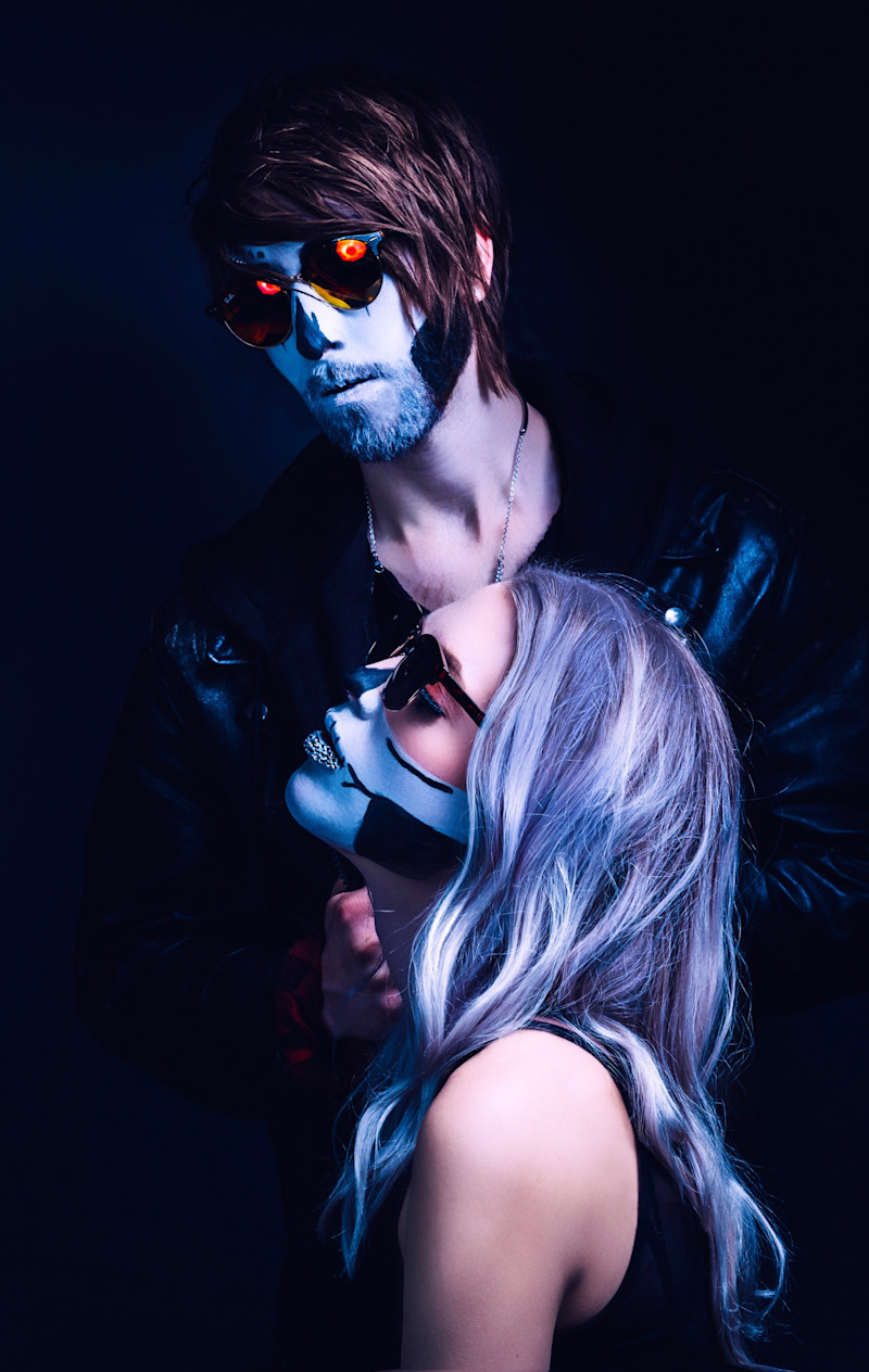 DNT RYE in glasses, photo Lukas Meijer