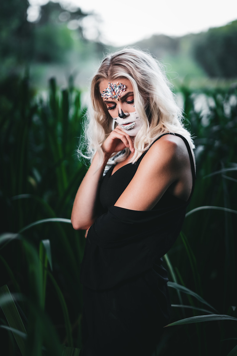 Alma in the DNT RYE hanging in the jungle