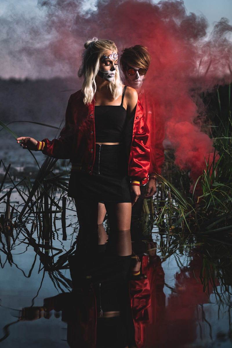 Simon and Alma coming out from the blood water, DNT RYE