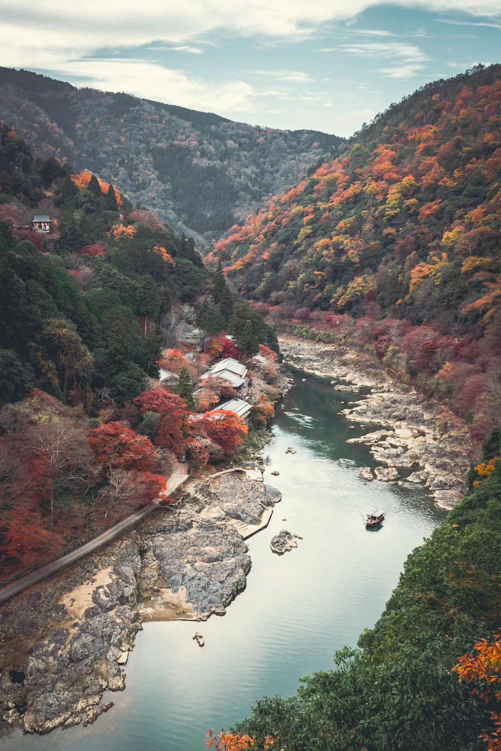 嵐山竹林の小径