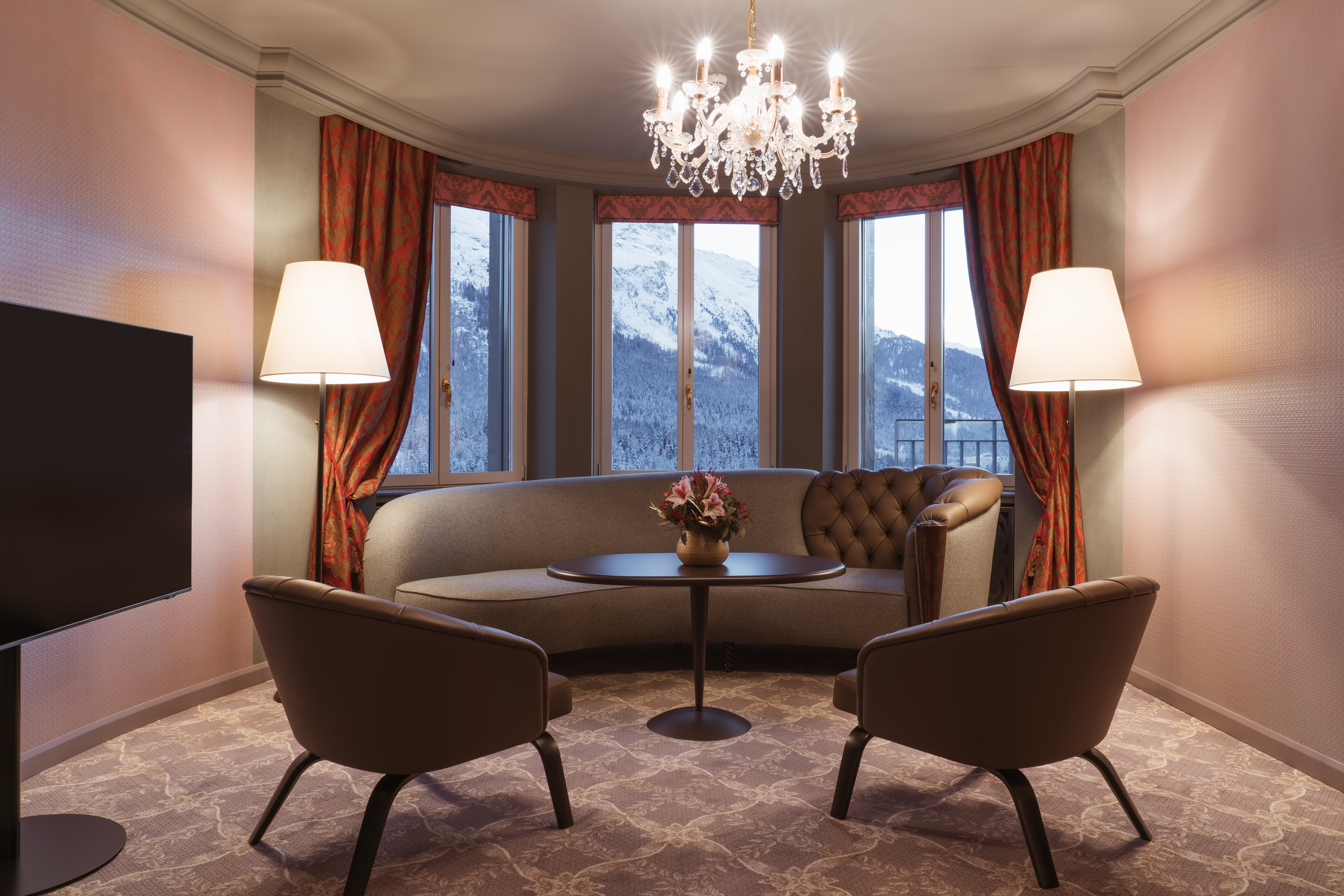 Book Hotel Rooms and Suites in St. Moritz | Carlton Hotel