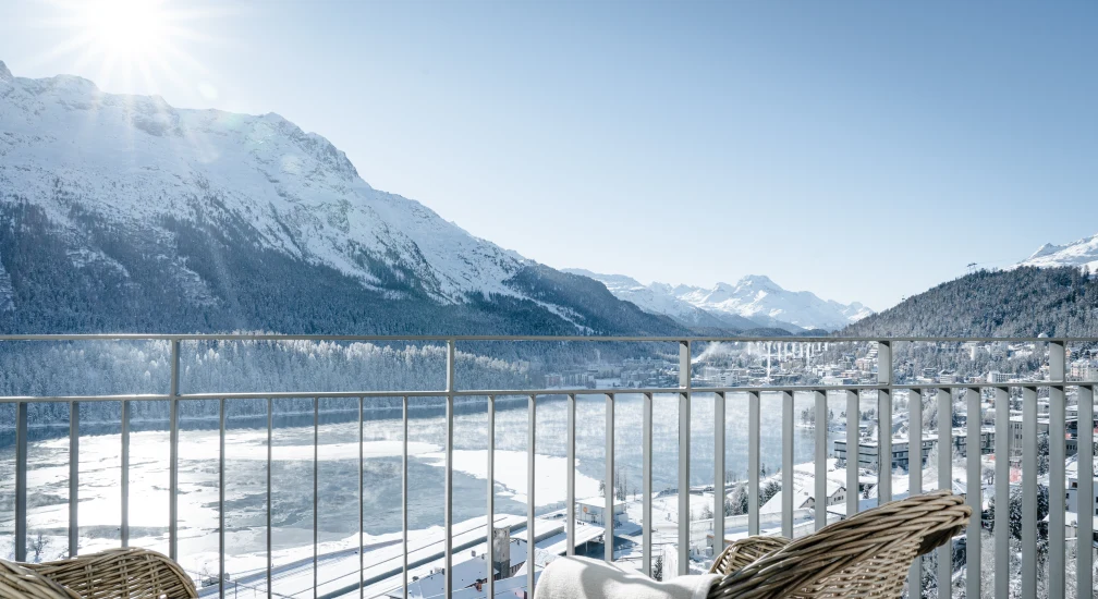 Zimmer Aussicht - Carlton Hotel St. Moritz