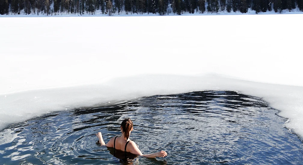 Eisbaden Aleksandra bearbeitet