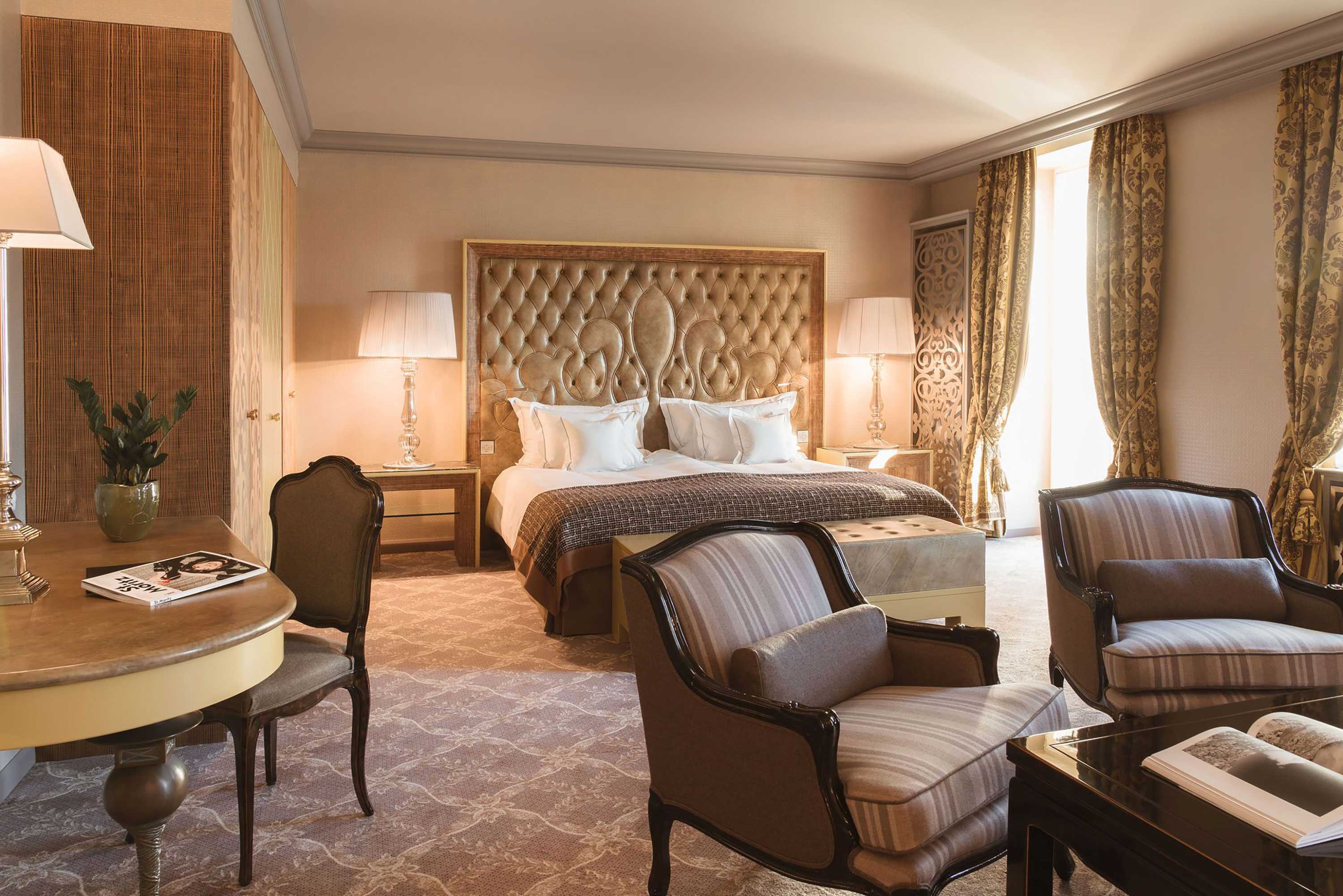 Junior Suite medium 55 qm / Carlton Suite - Carlton Hotel