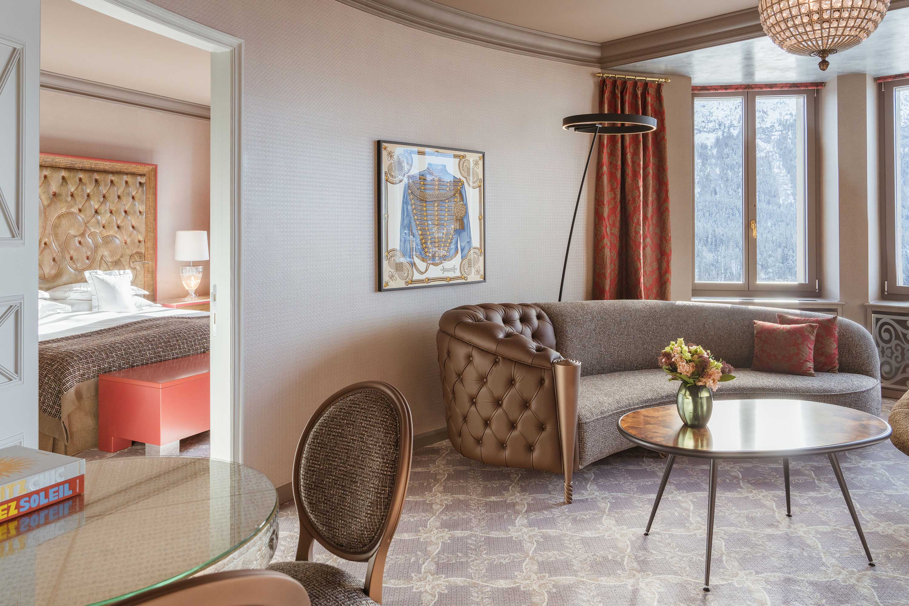 2 Deluxe Suite living room