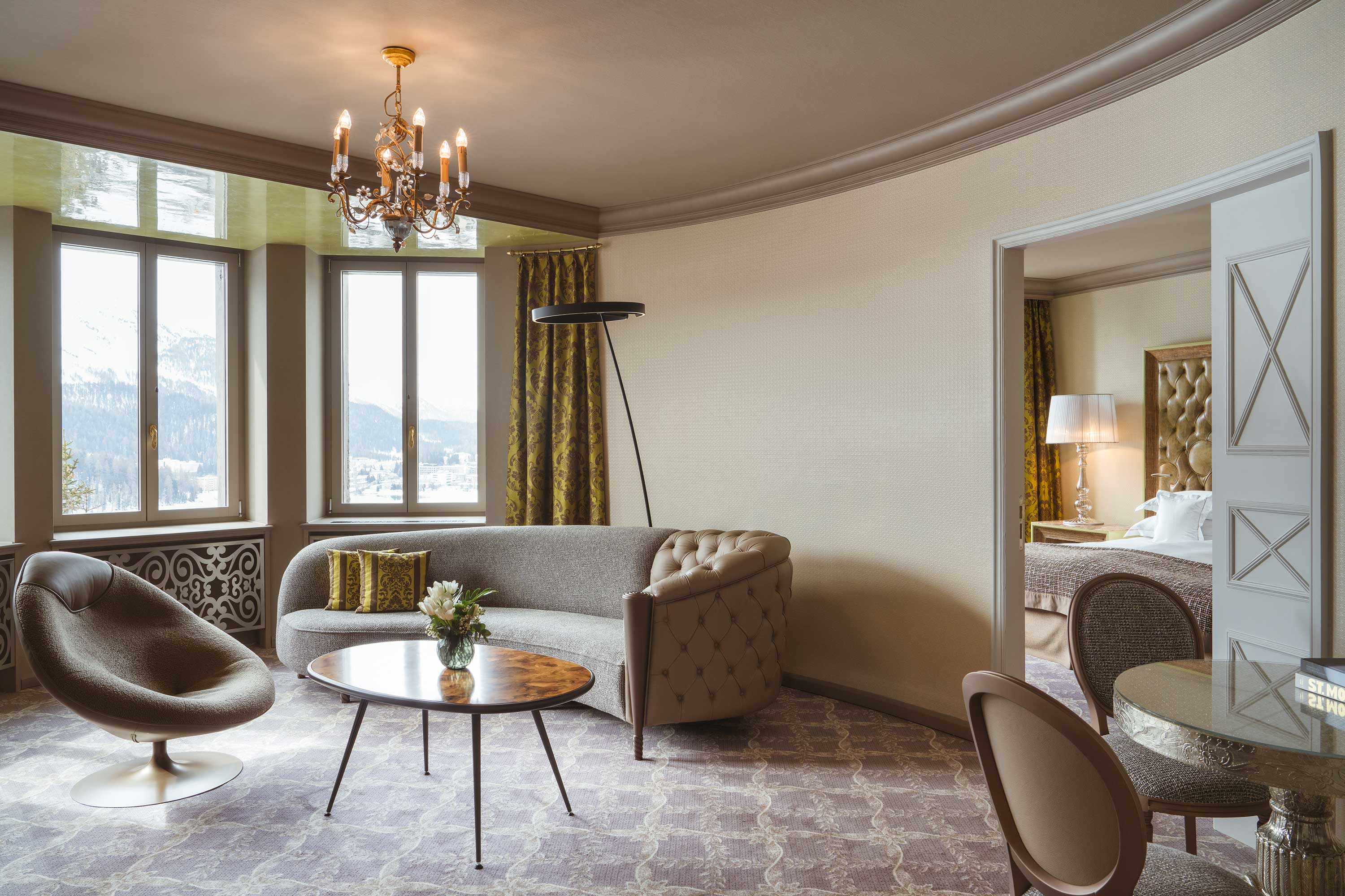 5 Deluxe Suite Living Room