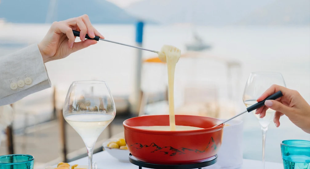 HER Fondue Marina