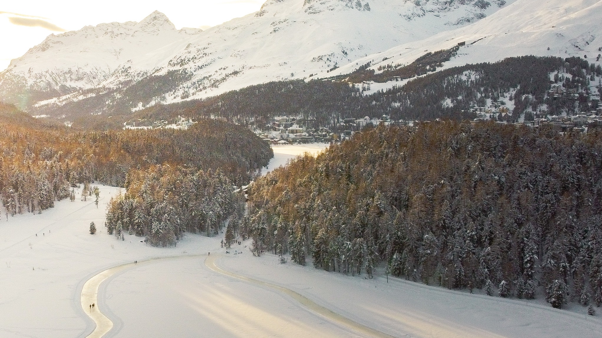 CH IceSkating LejDaStaz Copyright-FabrizioD’Aloisio-St.MoritzTourismusAG-02