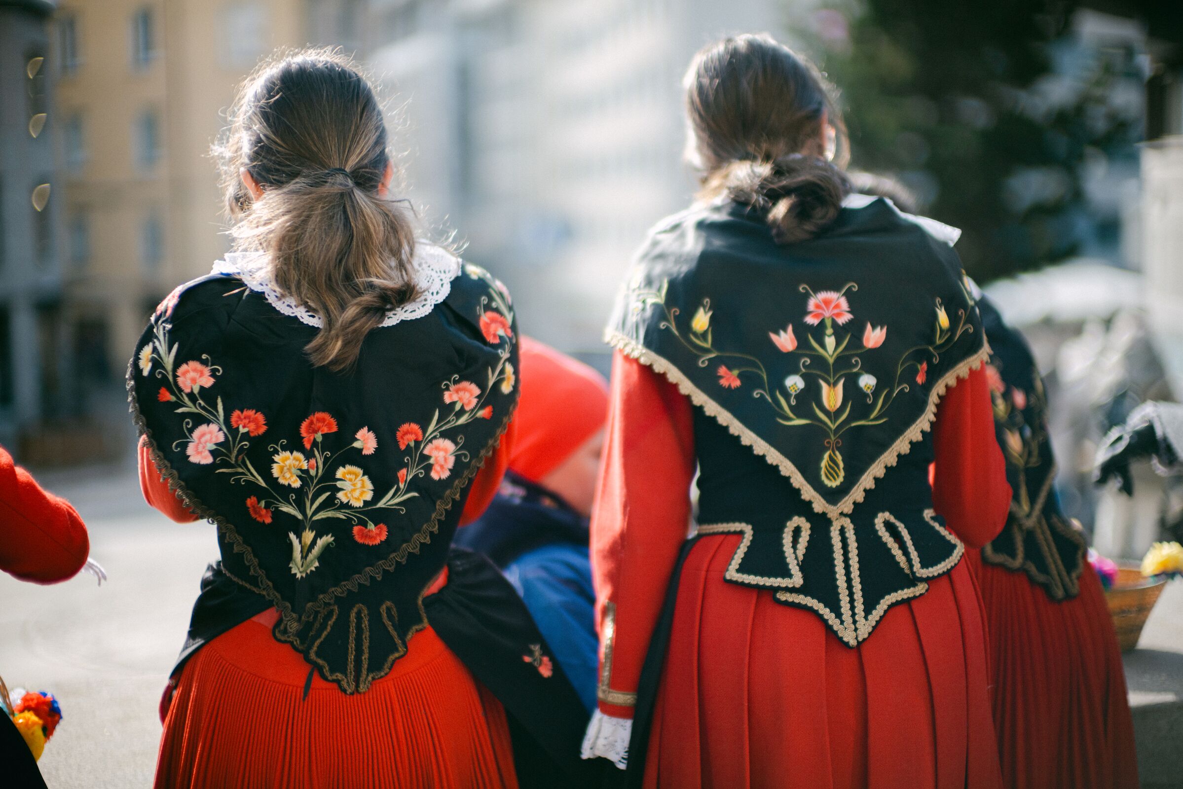 Girls in traditional Swiss clothing