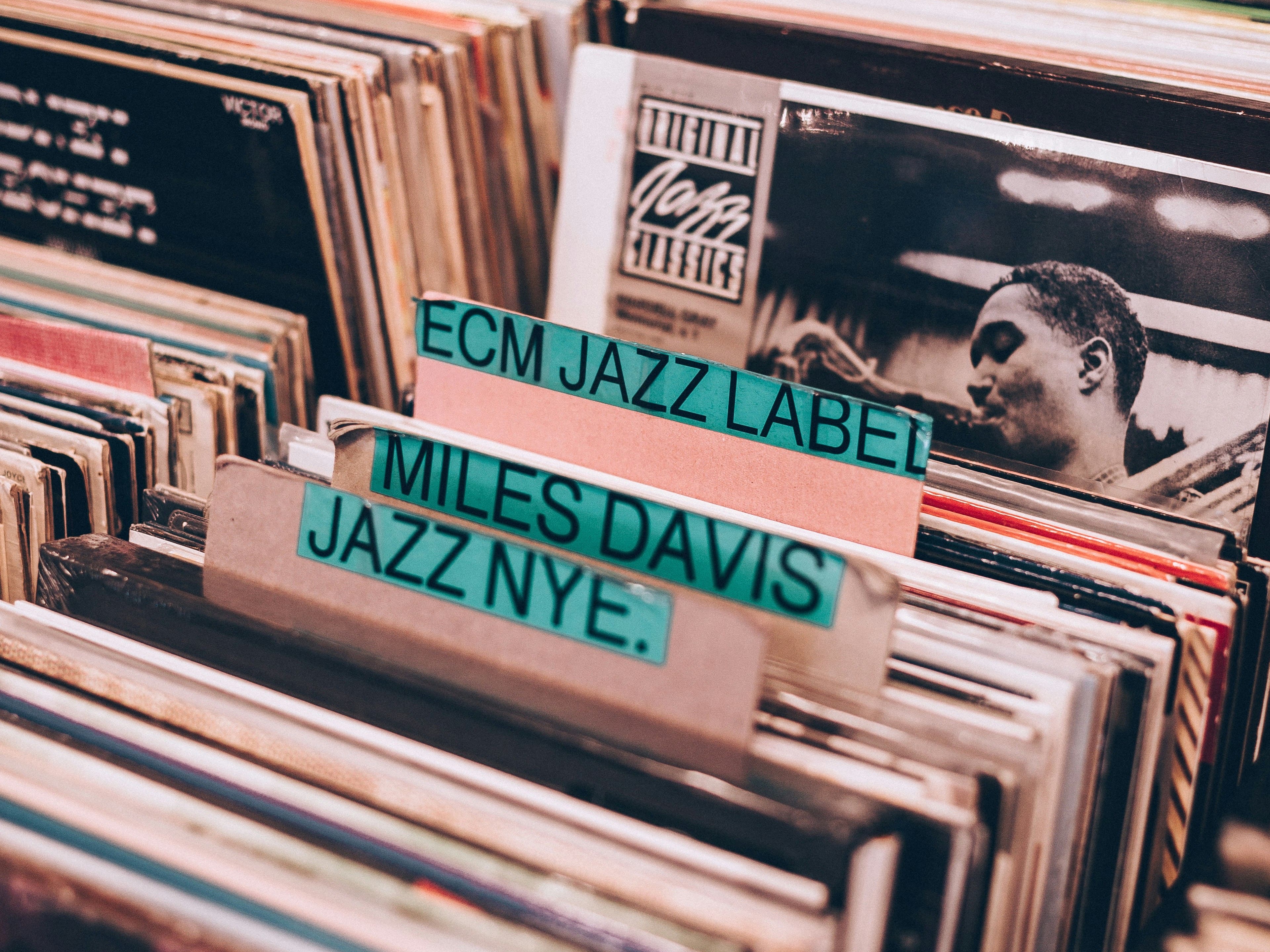 florencia-viadana-F7W1QP62psQ-unsplash-min