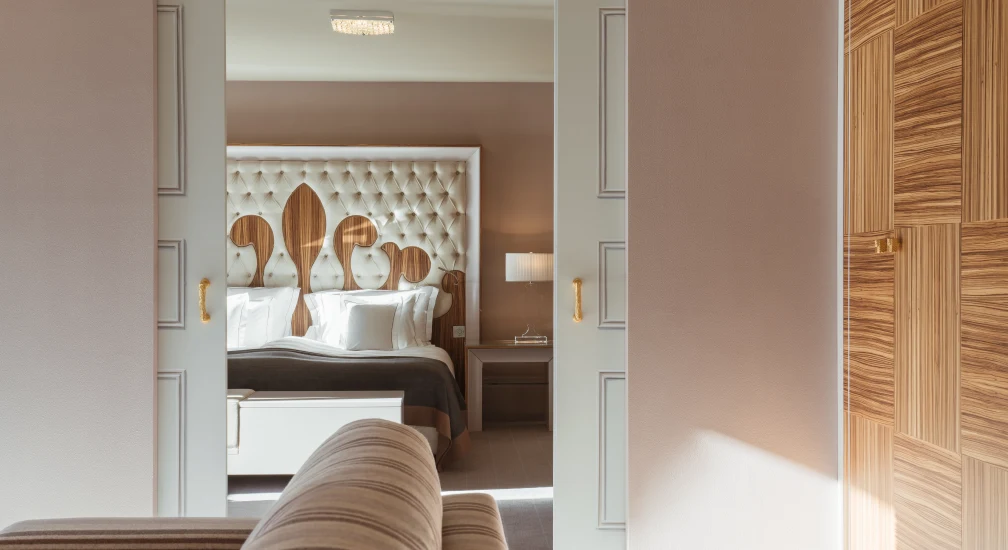 Grand Suite 55 - Living & Sleeping Area - Carlton Hotel St. Moritz