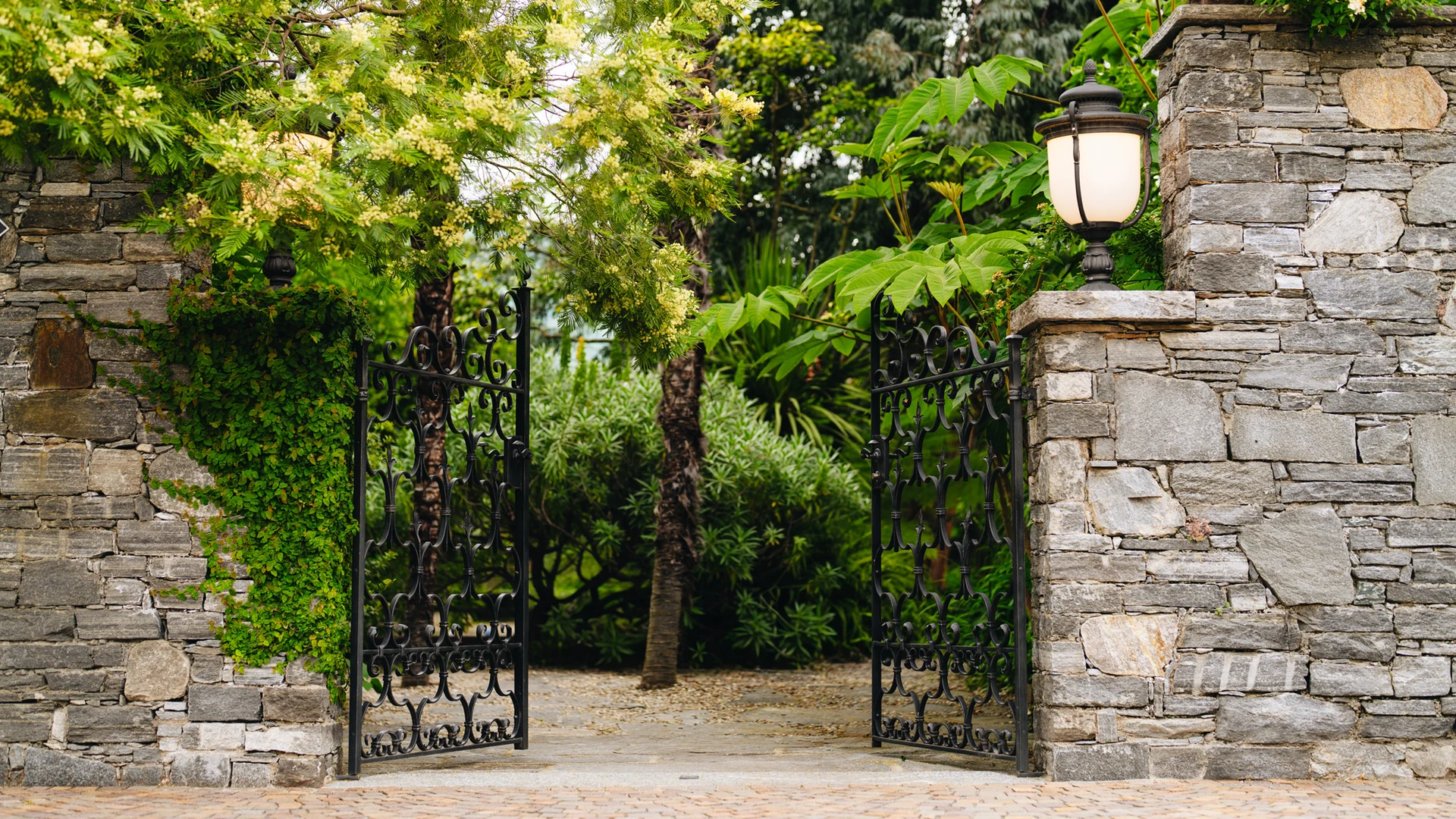 HotelEdenRoc_Garden_08_gallery