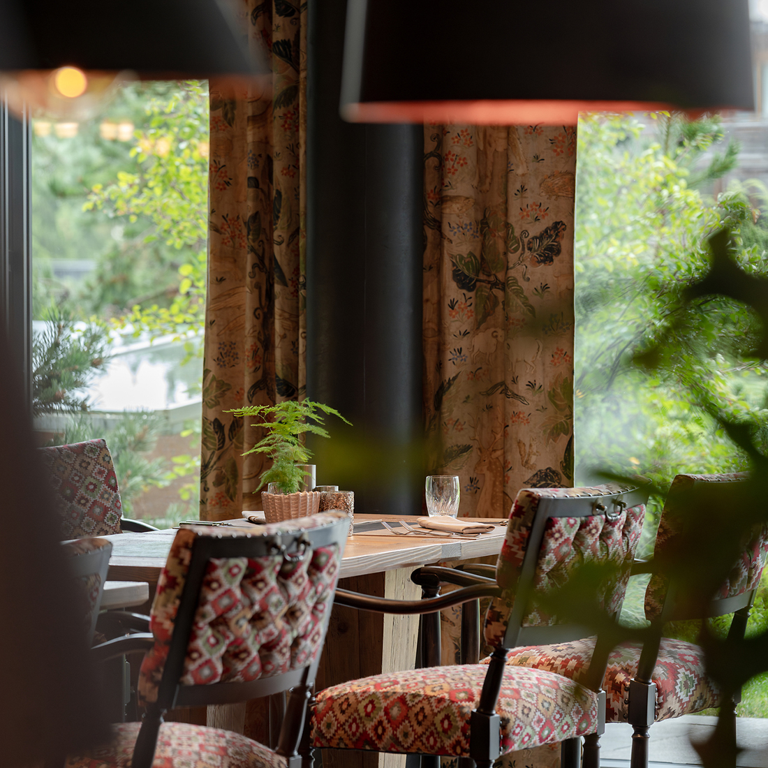 VH Cuisine & Bar 04 Gallery