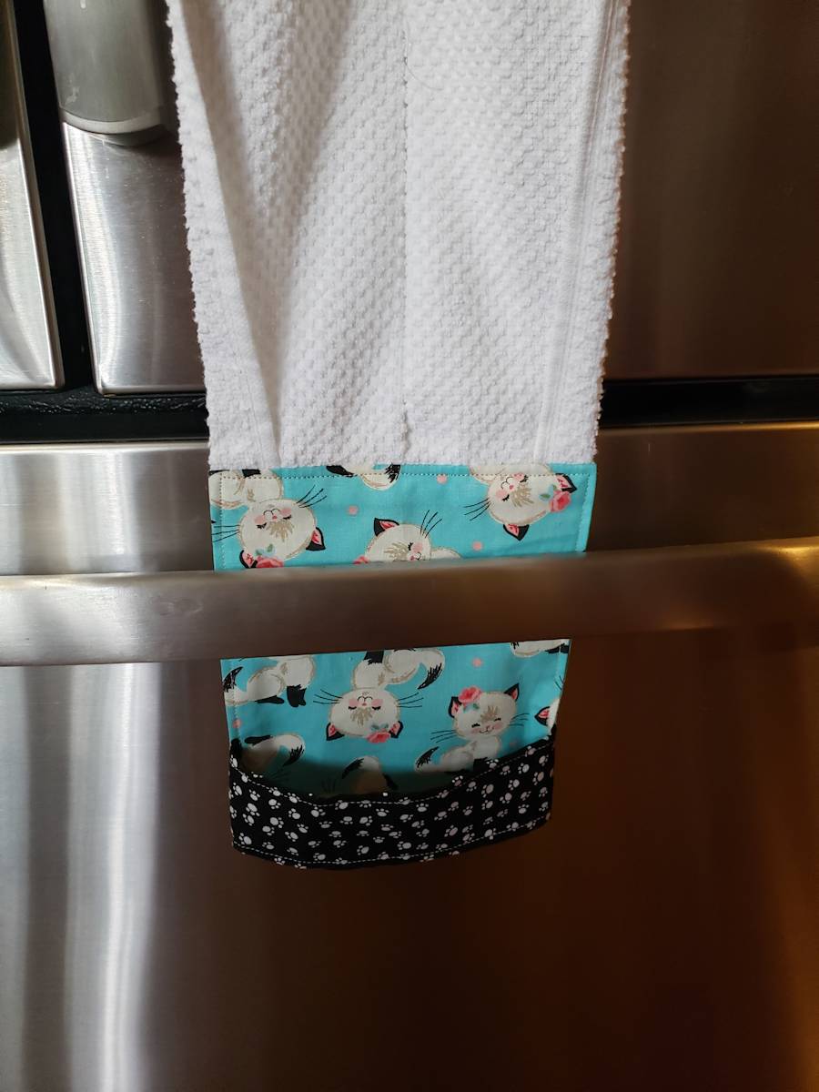 towel behind bar