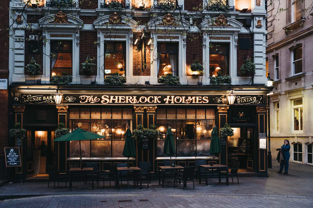 Pub Sherlock Holmes, Londra